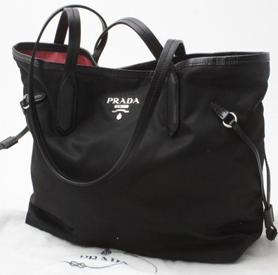 PRADA ナイロントートバッグ